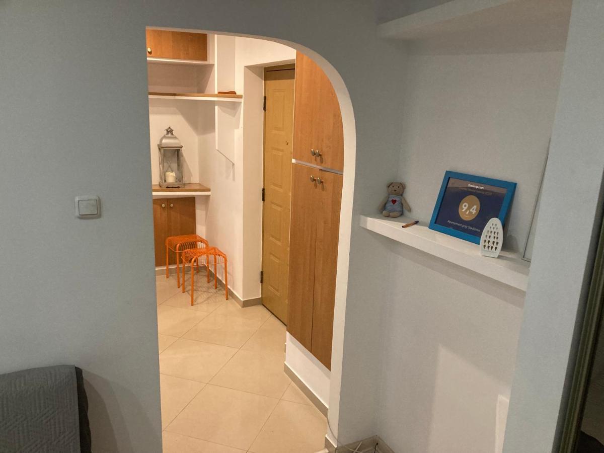 Apartament Przy Stadionie Apartment Tychy Bagian luar foto